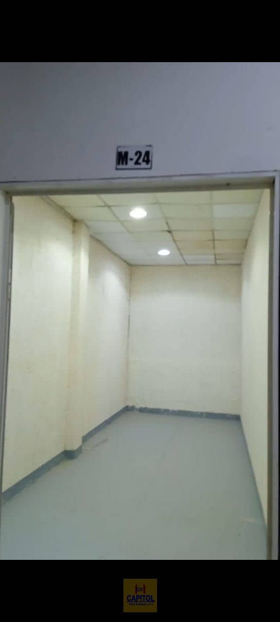 READY TO MOVE IN MEZZANINE FLOOR STORAGE WAREHOUSE AVAILABLE IN AL QUOZ 4