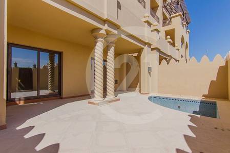 Stunning 3 bedroom townhouse in the Residences South Stunning 3 bedroom townhouse in the Residences South