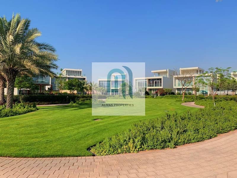 Corner Plot | 5 Bed Rooms | Amazing Roi Corner Plot | 5 Bed Rooms | Amazing Roi