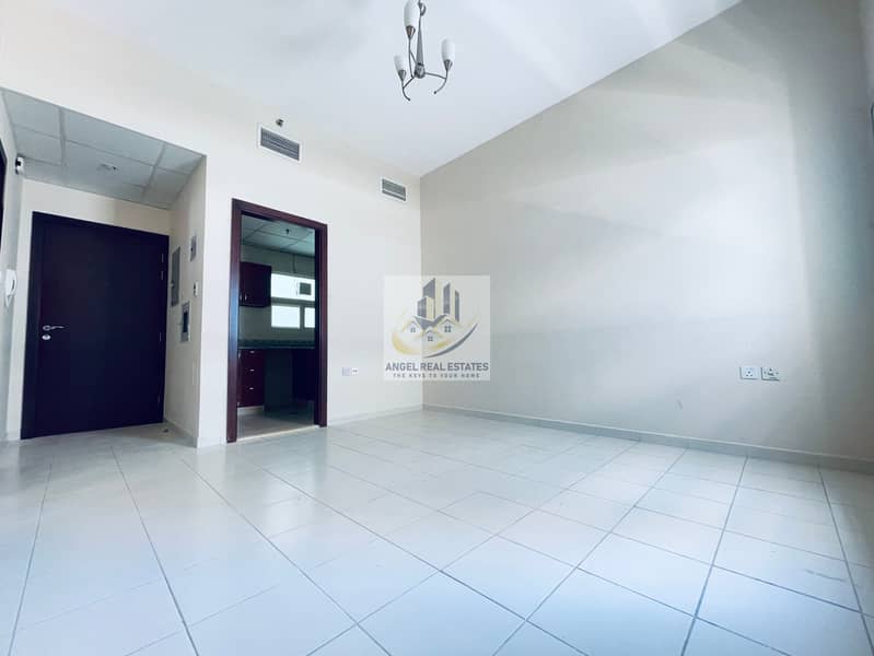 LAST UNIT !! 1 MONTH FREE 1 BHK APARTMENT WITH CENTRALIZED AC AND GAS WITH 2 WASHROOMS JUST 21K IN AL QASIMIA LAST UNIT !! 1 MONTH FREE 1 BHK APARTMENT WITH CENTRALIZED AC AND GAS WITH 2 WASHROOMS JUST 21K IN AL QASIMIA