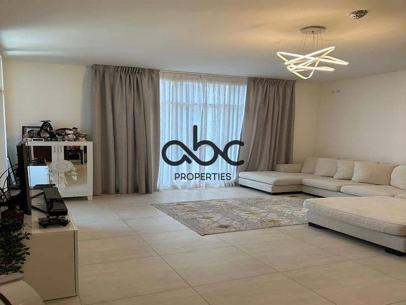 Great Facilities l Luxurious Layout l High ROI Great Facilities l Luxurious Layout l High ROI