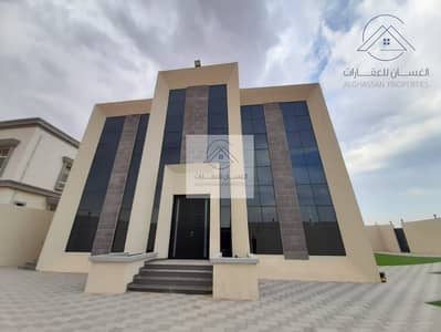 5 Bedroom Villa for Sale in Al Refaa, Ras Al Khaimah - LUXURY 5BR VILLA FOR SALE IN AL REFAA