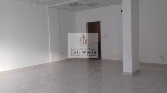 Big Shop Available in Accessible Location Big Shop Available in Accessible Location