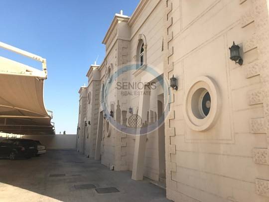 For rent villa 3bedrooms in khalifa city A