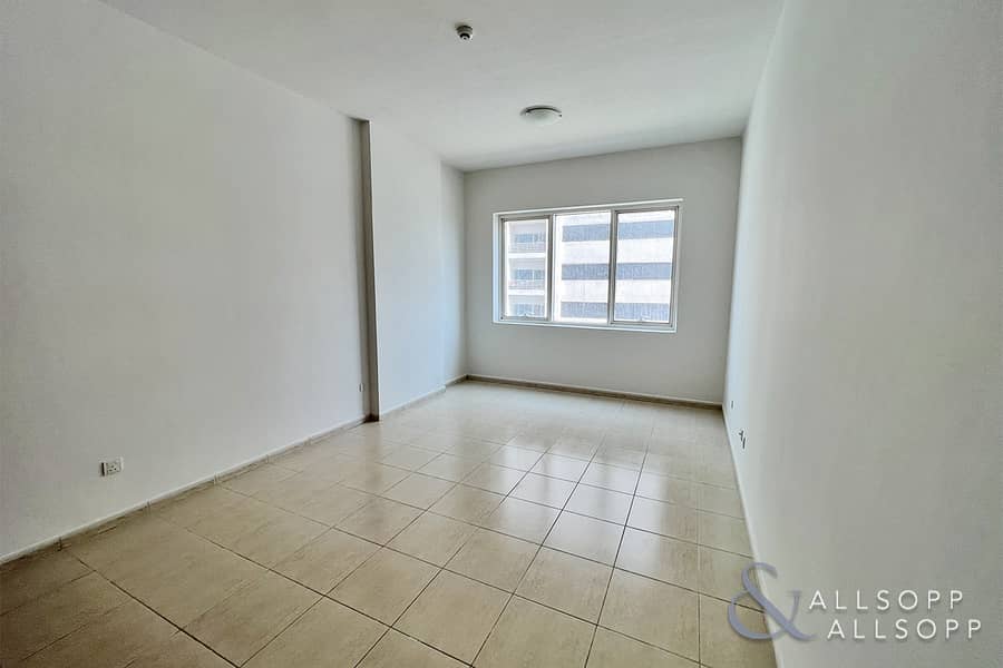 Middle Floor | Vacant Now | Olympic Park Middle Floor | Vacant Now | Olympic Park