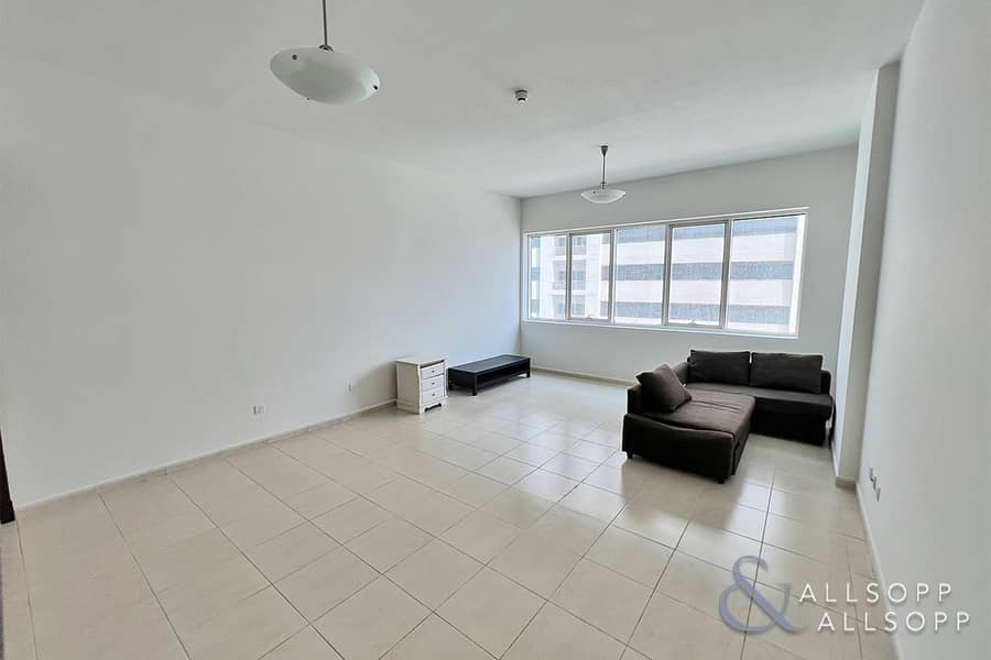 1 Bed | Unfurnished | Low Floor | Vacant 1 Bed | Unfurnished | Low Floor | Vacant
