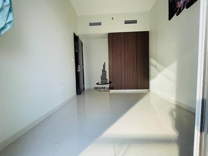 CANAL VIEW | UNFURNISHED | READY TO MOVE | CANAL VIEW | UNFURNISHED | READY TO MOVE |