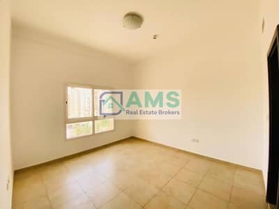 2 Bedroom Flat for Rent in Remraam, Dubai - 2 BR I Open Kitchen I Ready to Move In I Balcony