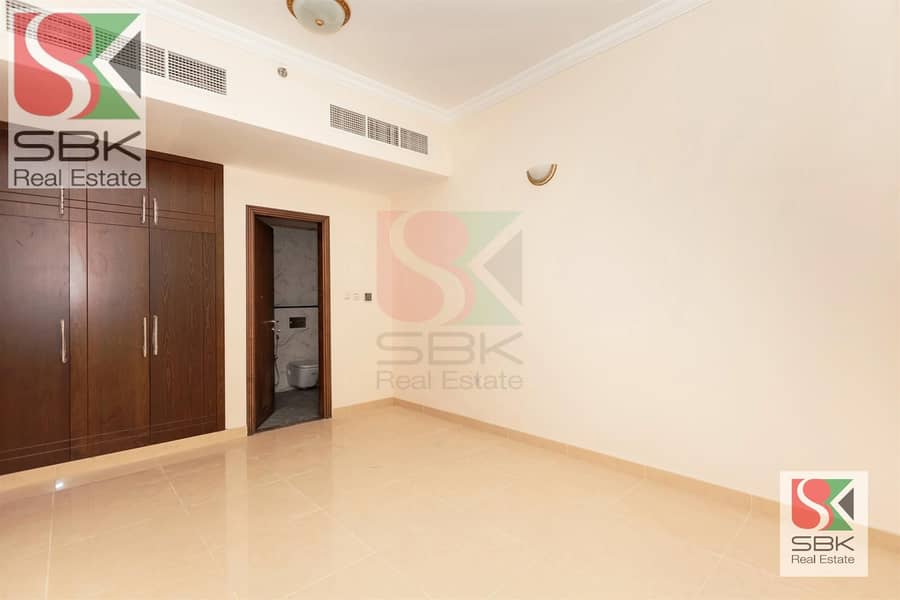 8 Spacious 3 BHK Available with full facilities-Warqaa-1