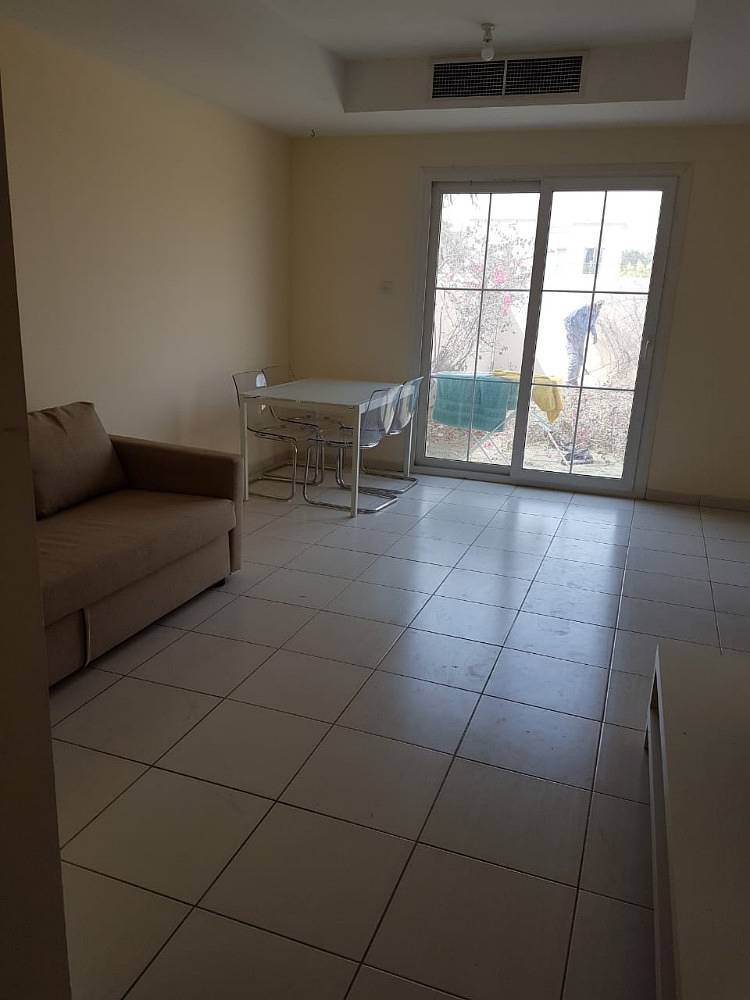 EXCLUSIVE OFFER !!! SPRINGS 2 BEDROOM HALL  STUDY 85,000 / 4 CHEQS 82,000 1 CHEQ