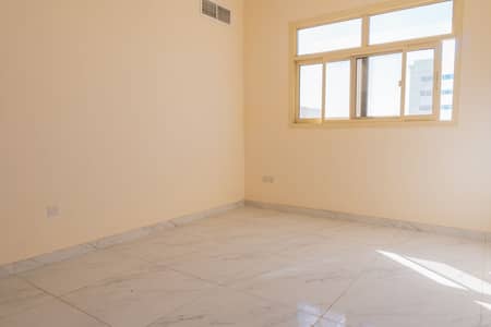 2 Bedroom Flat for Rent in Bu Tina, Sharjah - Spacious 2 BHK Apartment in Bu Tina with free parking