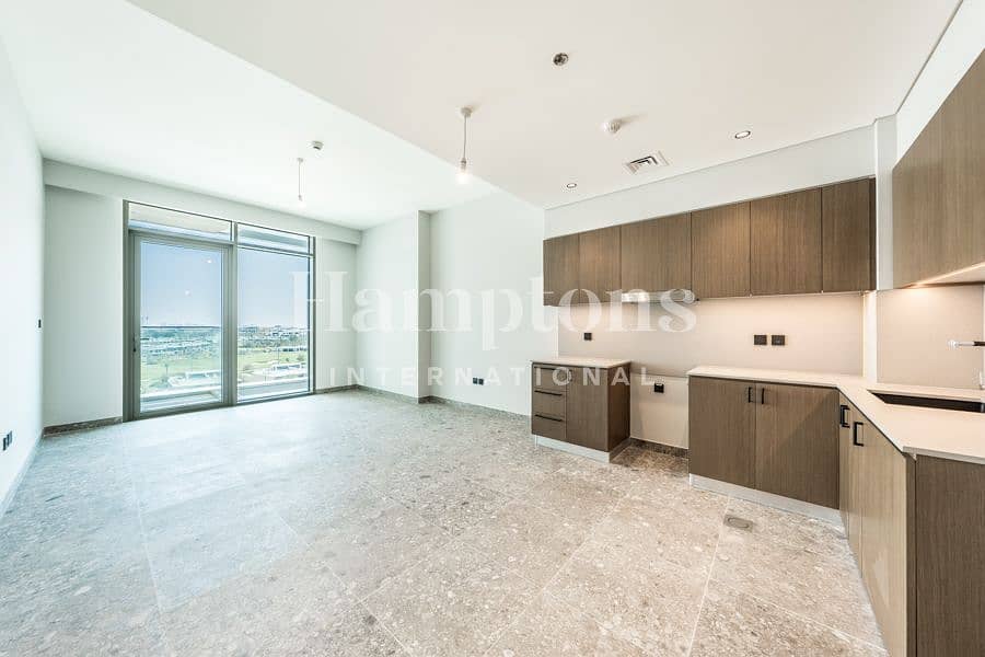 Prime Location | Golf Course & Pool View Prime Location | Golf Course & Pool View