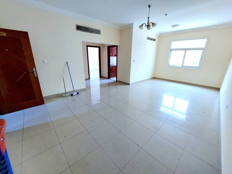 Close To Muwaileh Family Park Specious 1BHK Apartment 2 Full Washrooms●Parking Close To Muwaileh Family Park Specious 1BHK Apartment 2 Full Washrooms●Parking