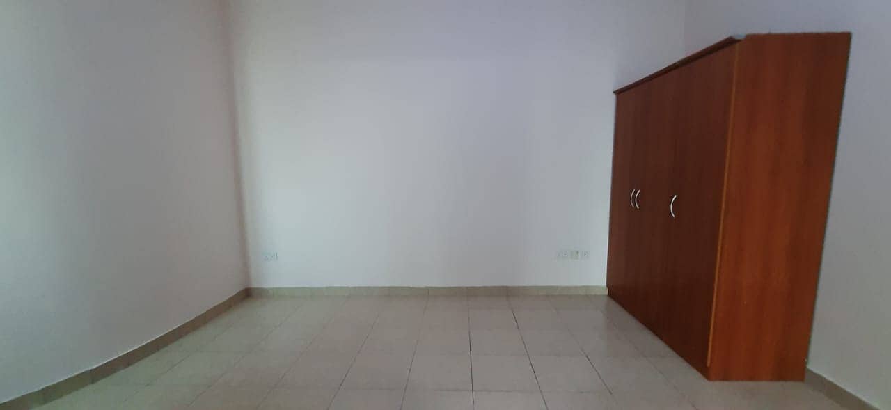شقة في مدينة زايد. 2 غرف 65000 درهم - 7938882 شقة في مدينة زايد. 2 غرف 65000 درهم - 7938882