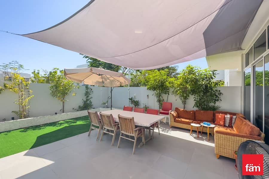 EXCLUSIVE - TYPE A - RENTED - Bright - 4BED Avail. EXCLUSIVE - TYPE A - RENTED - Bright - 4BED Avail.