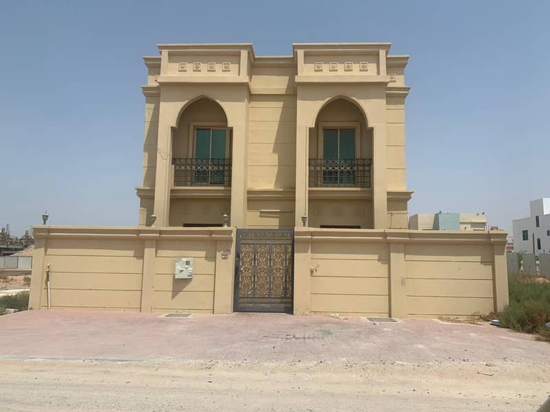 Villa for rent in the Yasmine area, behind the garden and next to the mosque, at a snapshot price. . Villa for rent in the Yasmine area, behind the garden and next to the mosque, at a snapshot price. .