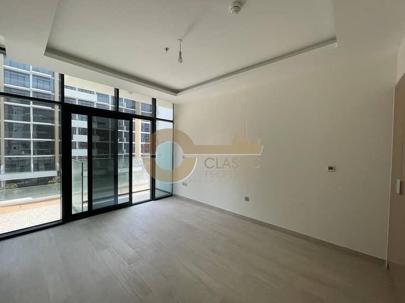Brand New Studio| Chiller free| Pet friendly Brand New Studio| Chiller free| Pet friendly