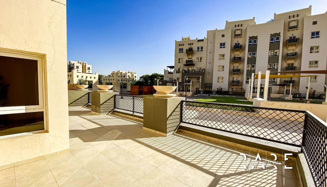 Large 1-Bedroom with Community Views in Al Thamam 10 (Rented)