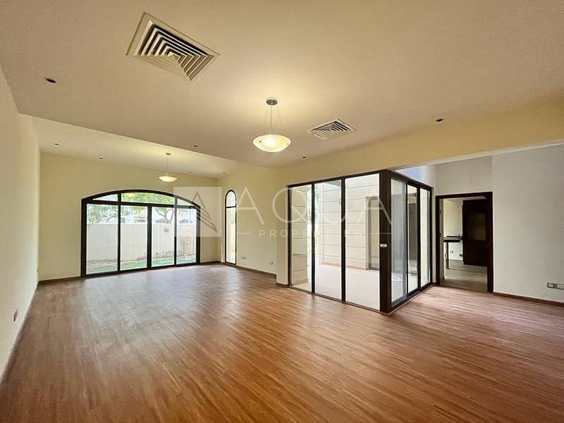 Vacant | Upgraded Flooring | Upto 6 Cheques Vacant | Upgraded Flooring | Upto 6 Cheques