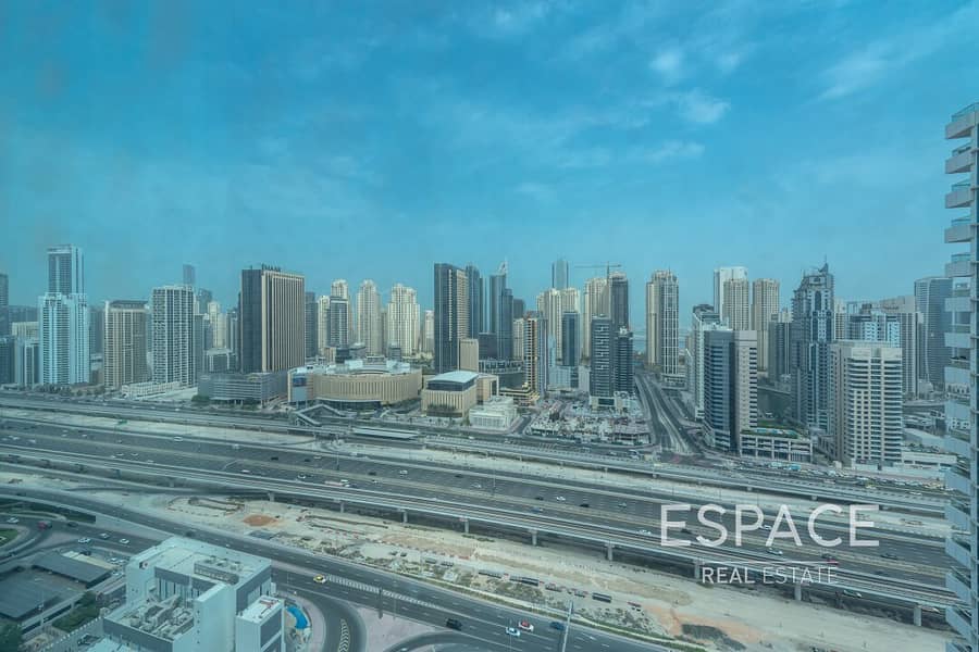 Exclusive | Vacant | Prime Location Exclusive | Vacant | Prime Location