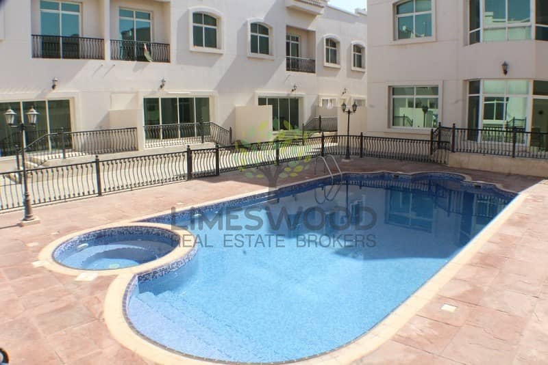 Well Maintained 4 Bedroom + Room in a Compound Villa for Rent