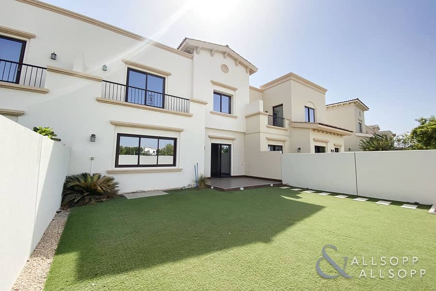 Backing Park | Available Now | 3 Bedrooms Backing Park | Available Now | 3 Bedrooms