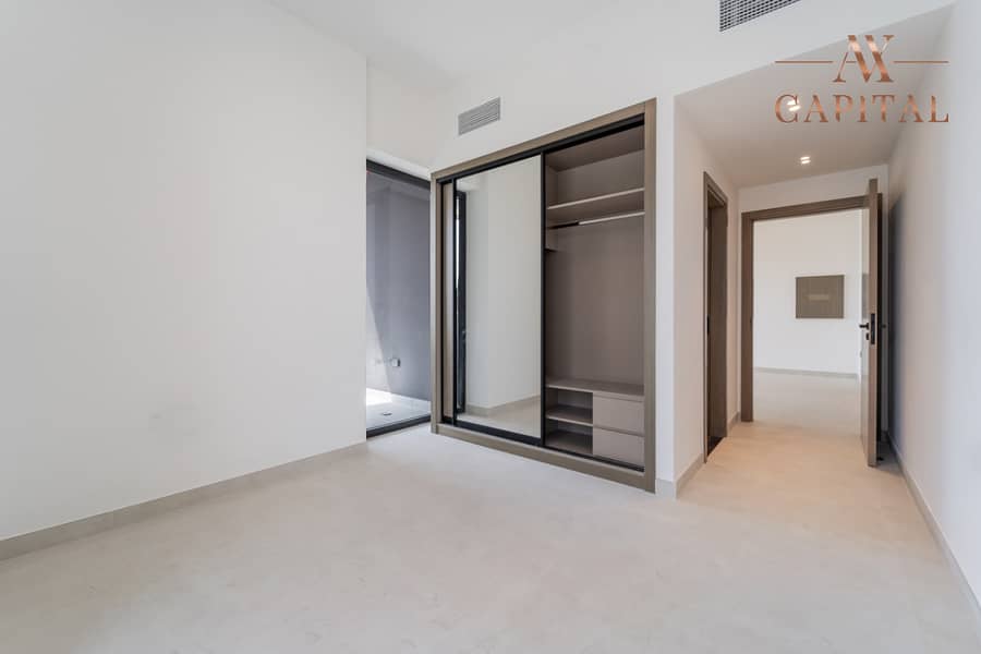 Spacious Layout | Luxury | Private Jacuzzi Spacious Layout | Luxury | Private Jacuzzi