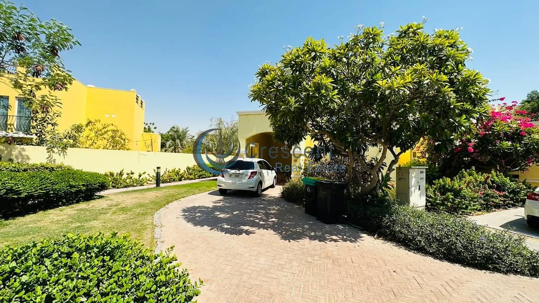 Amazing 2 Bed Condo | Vacant | Spacious Unit Amazing 2 Bed Condo | Vacant | Spacious Unit