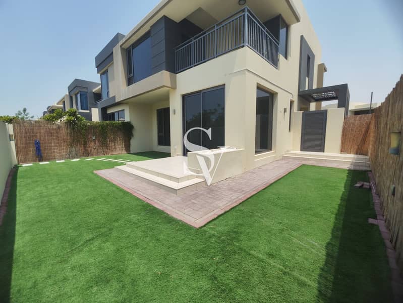 Spectacular | Landscaped | Spacious Layout Spectacular | Landscaped | Spacious Layout