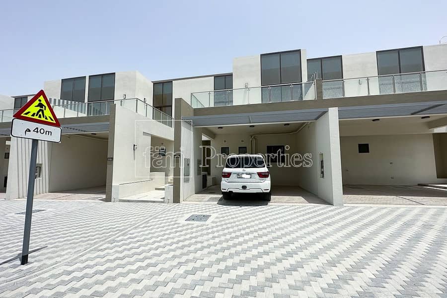 تاون هاوس في الحقول،دستركت 11،مدينة محمد بن راشد 4 غرف 3800000 درهم - 7946357 تاون هاوس في الحقول،دستركت 11،مدينة محمد بن راشد 4 غرف 3800000 درهم - 7946357