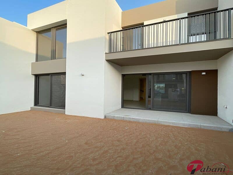 Vacant Now / Brand New Unit/Back To Back Vacant Now / Brand New Unit/Back To Back