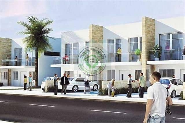 single raw warsan villa for sale in A block and d block single raw warsan villa for sale in A block and d block
