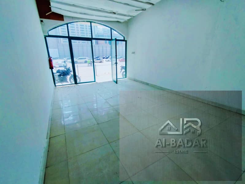 SHOP FOR RENT WITH 1 MONTH FREE CROWDED AREA SHOP FOR RENT WITH 1 MONTH FREE CROWDED AREA