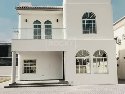 Huge Independent 3-Bed Villa in Umm Al Sheif Huge Independent 3-Bed Villa in Umm Al Sheif