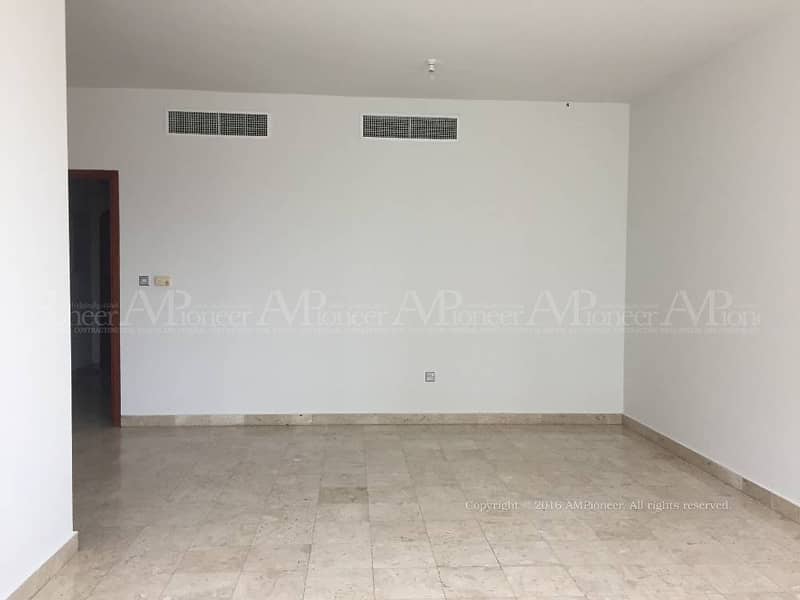 Spacious 1BR Flat Available For Rent In Khalifa Park