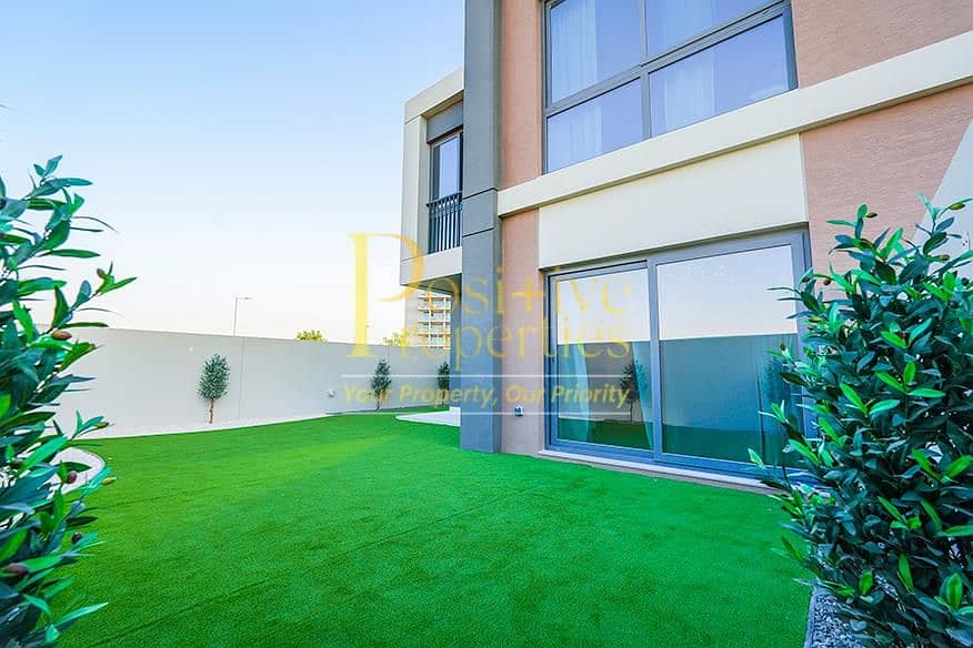 Corner 2BR |Single row | Available On Mortgage Corner 2BR |Single row | Available On Mortgage