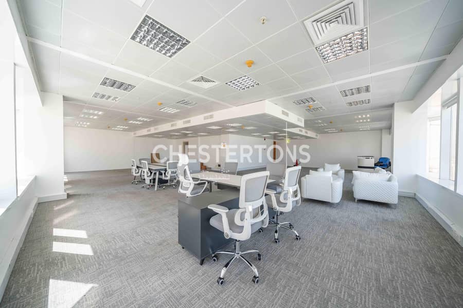 طابق سكني في برج الموسى 2،شارع الشيخ زايد 899999 درهم - 7767942 طابق سكني في برج الموسى 2،شارع الشيخ زايد 899999 درهم - 7767942