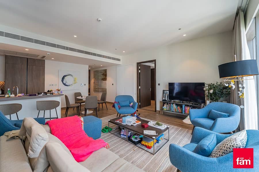 Vacant|Fully furnished|High floor|Immaculate unit Vacant|Fully furnished|High floor|Immaculate unit