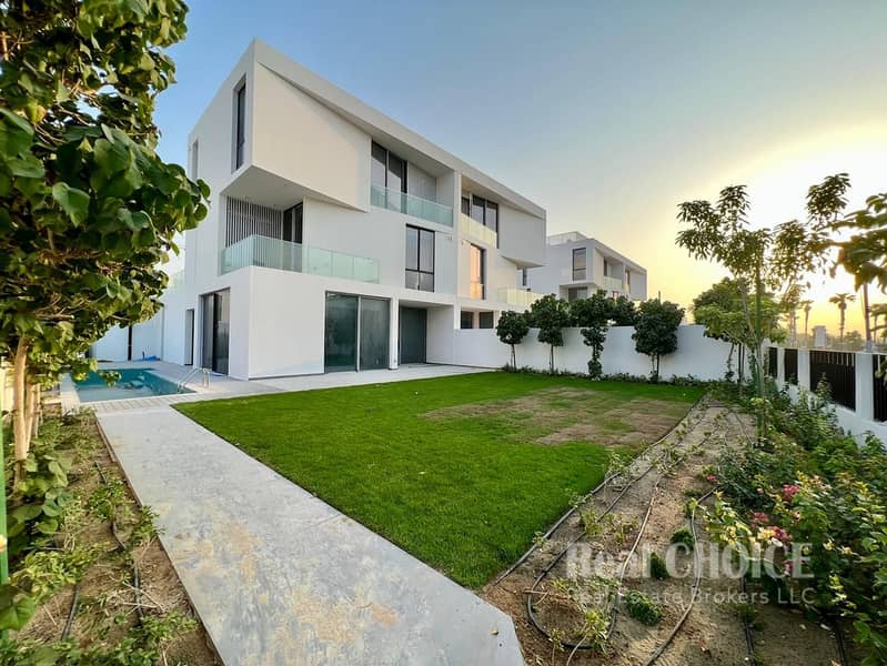 Huge Plot | Near Lagoon | Ready next month | Real Listing Huge Plot | Near Lagoon | Ready next month | Real Listing