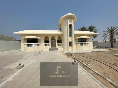 For rent a ground floor villa in Sharjah (Riffa). great location corner