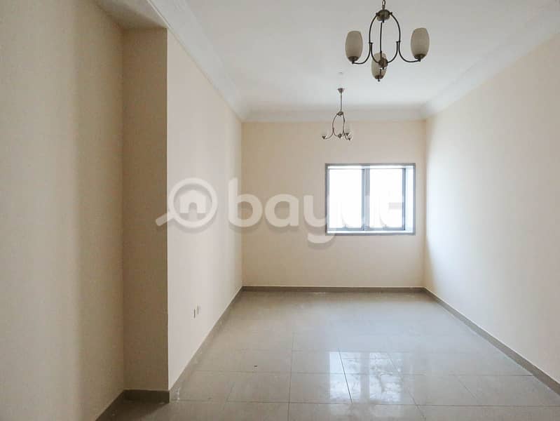 شقة في النهدة 1 غرفة 33000 درهم - 6009377