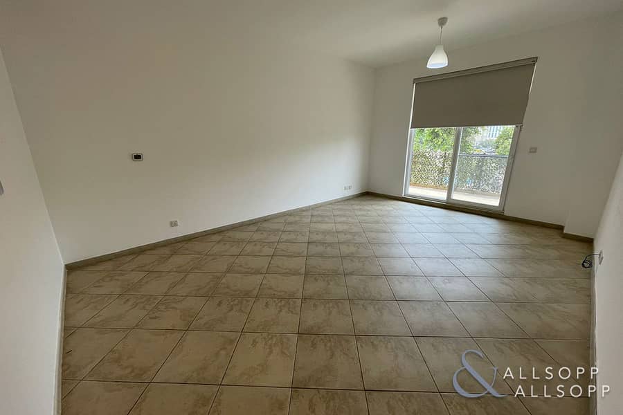 2 Bed Apartment | Pool View | Vacant Now 2 Bed Apartment | Pool View | Vacant Now