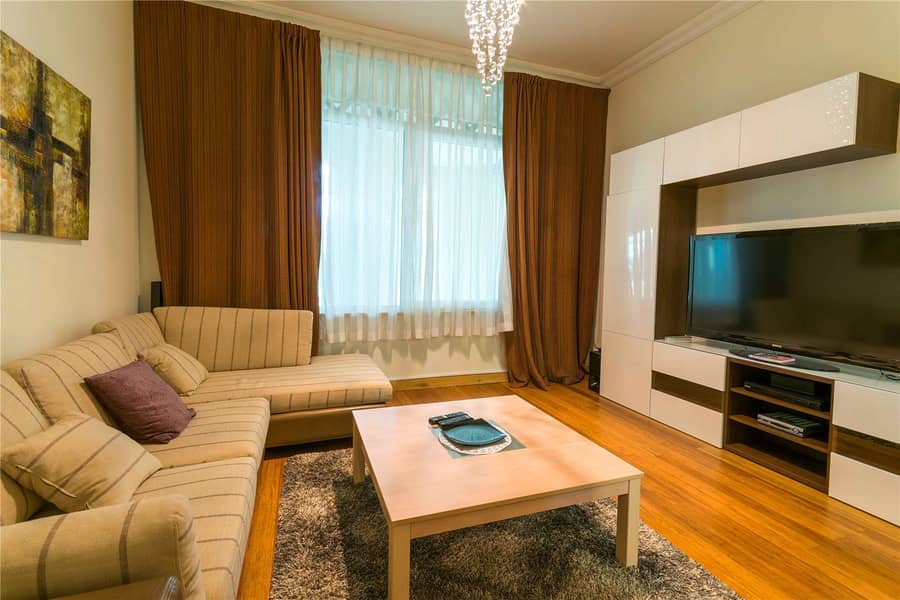 Updgraded 1BR | Sea View | Vacant Updgraded 1BR | Sea View | Vacant
