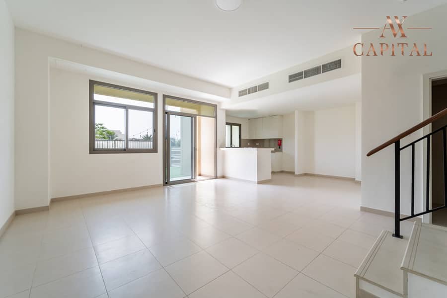 Vacant Now | Close to Pool and Park | Single Row Vacant Now | Close to Pool and Park | Single Row