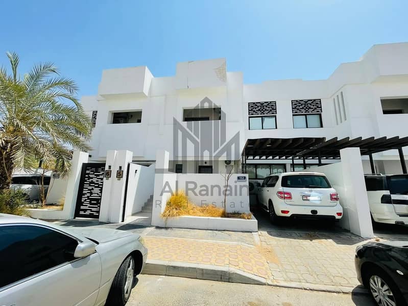 Spacious 4 Br Duplex Villa | Balcony | Covered Parking Spacious 4 Br Duplex Villa | Balcony | Covered Parking