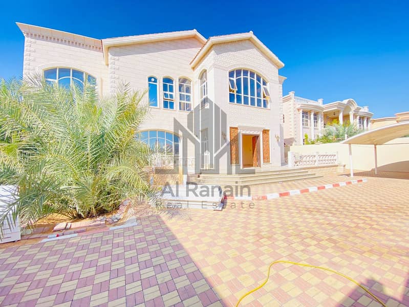 7 Master Br Villa With Private Entrance And Yard