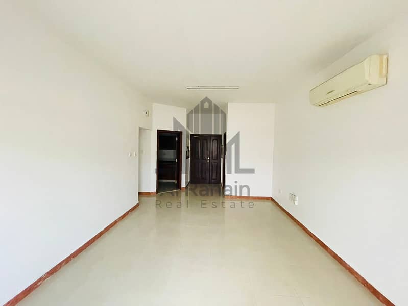 شقة في المويجعي 2 غرف 34000 درهم - 6130178
