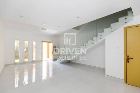 4 Bedroom Townhouse for Sale in Jumeirah Village Circle (JVC), Dubai - Well Maintained & Huge T-H  | Park View