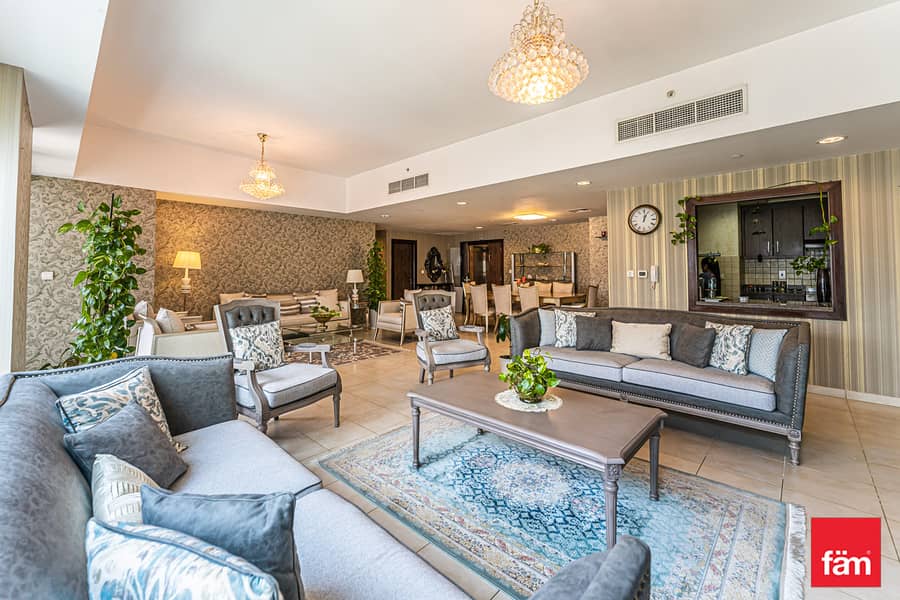 Luxuriously furnished, Business bay/opus view apt Luxuriously furnished, Business bay/opus view apt