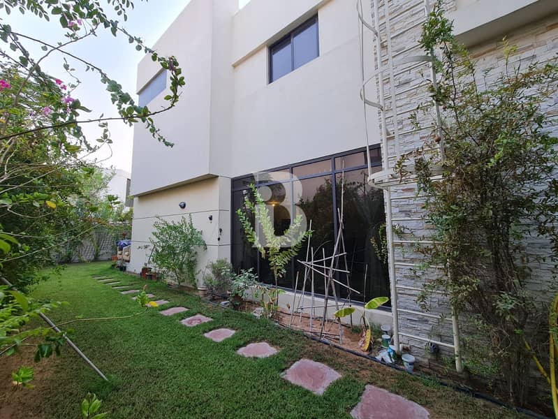 LUXURY VILLA | PRIVATE GARDEN | UPGRADED LUXURY VILLA | PRIVATE GARDEN | UPGRADED